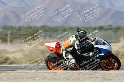 media/Dec-04-2025-Racers Edge (Thu) [[5ebc9f124d]]/3-B Group/5-Session 2 Turn 2 inside Speed Pans/